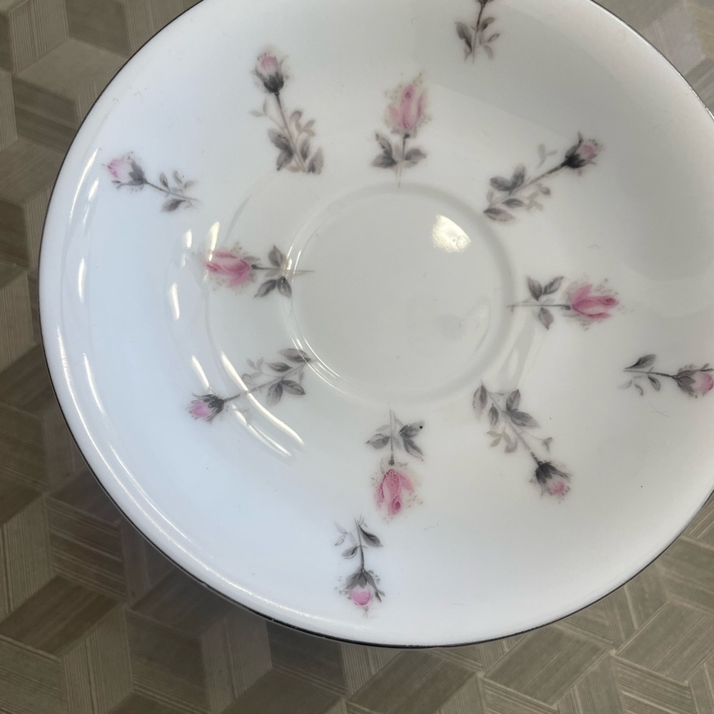 Harmony House Fine China Coffee Set - Picture 5 of 16